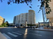 Satılır 3 otaqlı 110 m2 yeni tikili Nizami m.