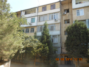 Satılır 3 otaqlı 75 m2 köhnə tikili Yasamal parkı