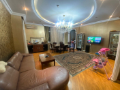 İcarəyə verilir 3 otaqlı 180 m2 yeni tikili 28 May m.