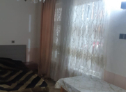 İcarəyə verilir 1 otaqlı 30 m2 həyət evi Axundov bağı