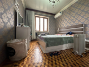 Satılır 3 otaqlı 68 m2 köhnə tikili 9 mkr