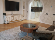 İcarəyə verilir 3 otaqlı 150 m2 yeni tikili 28 May m.