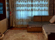 Satılır 2 otaqlı 50 m2 köhnə tikili Gənclik m.