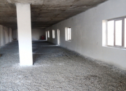 İcarəyə verilir 1 otaqlı 350 m2 obyekt Masazır