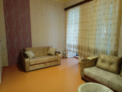 İcarəyə verilir 2 otaqlı 60 m2 həyət evi Nizami m.