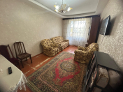 Satılır 2 otaqlı 60 m2 köhnə tikili Bakıxanov