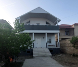 Satılır 4 otaqlı 175 m2 həyət evi Saray