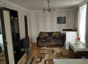 İcarəyə verilir 1 otaqlı 25 m2 köhnə tikili Elmlər Akademiyası m.