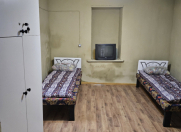 İcarəyə verilir 1 otaqlı 25 m2 həyət evi 6-cı parallel