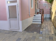 Satılır 3 otaqlı 200 m2 həyət evi Badamdar