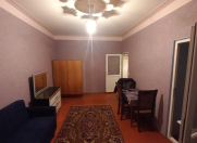 İcarəyə verilir 1 otaqlı 30 m2 köhnə tikili Gənclik m.