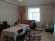 Satılır 6 otaqlı 260 m2 həyət evi Güzdək