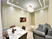 Satılır 2 otaqlı 60 m2 yeni tikili Gənclik m.