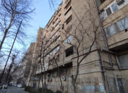 Satılır 3 otaqlı 65 m2 köhnə tikili İnşaatçılar m.