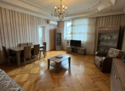 Satılır 3 otaqlı 120 m2 yeni tikili Azadlıq prospekti m.