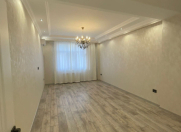 Satılır 3 otaqlı 135 m2 yeni tikili 28 May m.