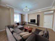 İcarəyə verilir 3 otaqlı 122 m2 yeni tikili Caspian Plaza