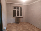Satılır 3 otaqlı 60 m2 köhnə tikili Suraxanı r.