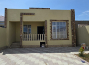 Satılır 4 otaqlı 100 m2 həyət evi Binə