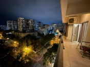 Satılır 4 otaqlı 238 m2 yeni tikili 28 May m.