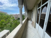 İcarəyə verilir 3 otaqlı 100 m2 köhnə tikili Bakı Dövlət Universiteti