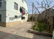 Satılır 8 otaqlı 400 m2 bağ evi Y.Ramana