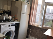 İcarəyə verilir 4 otaqlı 97 m2 köhnə tikili Elmlər Akademiyası m.