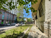 Satılır 3 otaqlı 85 m2 obyekt Yasamal parkı