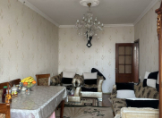 Satılır 3 otaqlı 80 m2 köhnə tikili Qara Qarayev m.