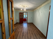 Satılır 3 otaqlı 70 m2 köhnə tikili Qara Qarayev m.
