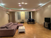 İcarəyə verilir 3 otaqlı 148 m2 yeni tikili 28 May m.