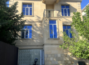 Satılır 6 otaqlı 360 m2 həyət evi Masazır