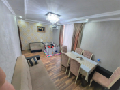 Satılır 2 otaqlı 65 m2 köhnə tikili Bakıxanov