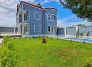 Satılır 5 otaqlı 250 m2 bağ evi Mərdəkan