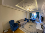 Satılır 4 otaqlı 162 m2 yeni tikili İnşaatçılar m.