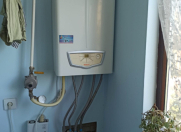 İcarəyə verilir 3 otaqlı 80 m2 köhnə tikili Qara Qarayev m.