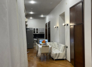 Satılır 4 otaqlı 125 m2 köhnə tikili İçəri Şəhər m.