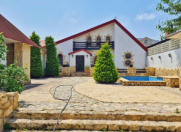 Satılır 4 otaqlı 220 m2 bağ evi Mərdəkan