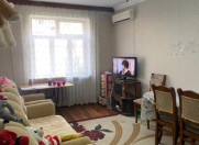 Satılır 2 otaqlı 64 m2 köhnə tikili Qaraçuxur