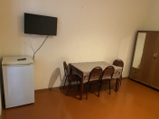 İcarəyə verilir 1 otaqlı 45 m2 köhnə tikili Xətai r.