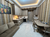 Satılır 4 otaqlı 175 m2 yeni tikili Nəriman Nərimanov m.