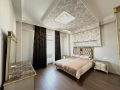 İcarəyə verilir 3 otaqlı 140 m2 yeni tikili Ağ şəhər