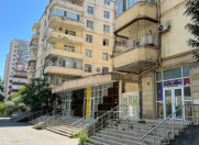 İcarəyə verilir 10 otaqlı 600 m2 obyekt Şah İsmayıl Xətai m.