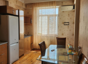 Satılır 2 otaqlı 70 m2 köhnə tikili Space TV