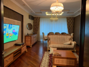 Satılır 4 otaqlı 175 m2 yeni tikili İnşaatçılar m.