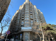 Satılır 4 otaqlı 184 m2 yeni tikili Gənclik m.