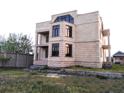 Satılır 10 otaqlı 480 m2 bağ evi Xəzər r.