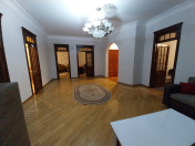 İcarəyə verilir 5 otaqlı 230 m2 ofis Nəriman Nərimanov m.