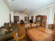 Satılır 3 otaqlı 130 m2 yeni tikili Yeni Yasamal