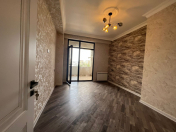 Satılır 2 otaqlı 70 m2 yeni tikili Memar Əcəmi m.